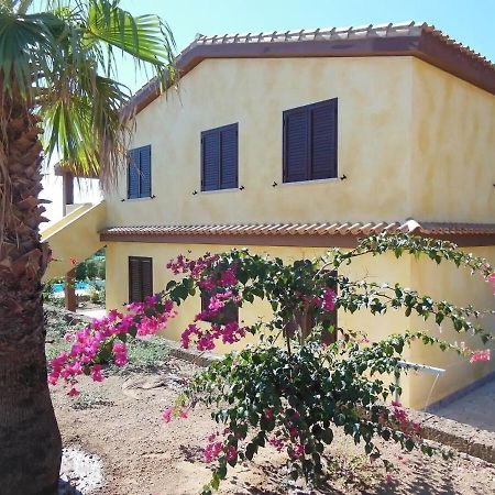 Appartamento In Splendido E Riservato Villaggio, Marina Di Tertenìa Kültér fotó