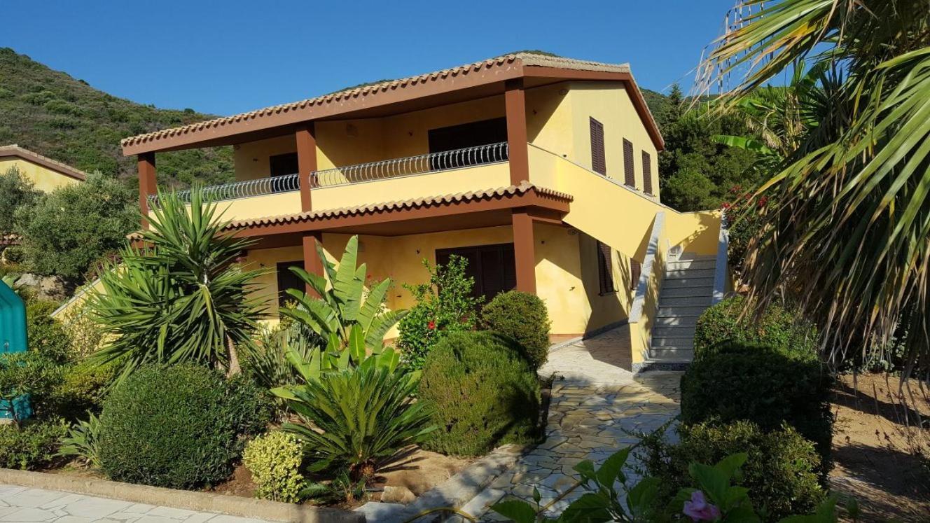 Appartamento In Splendido E Riservato Villaggio, Marina Di Tertenìa Kültér fotó